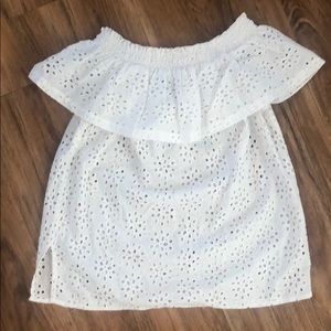 The sweetest off-the-shoulder top